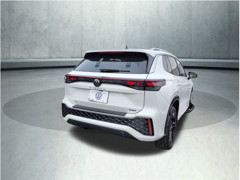 New 2026 Volkswagen Tiguan SEL R-Line image 6