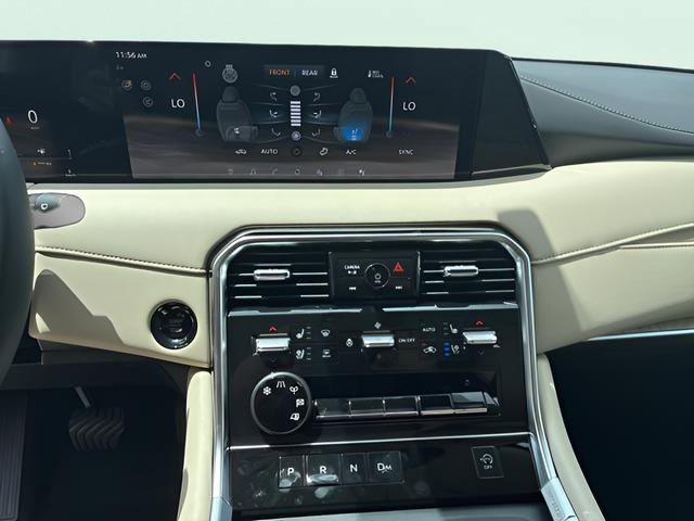 New 2025 Nissan Armada Platinum w/ Convenience Package image 11