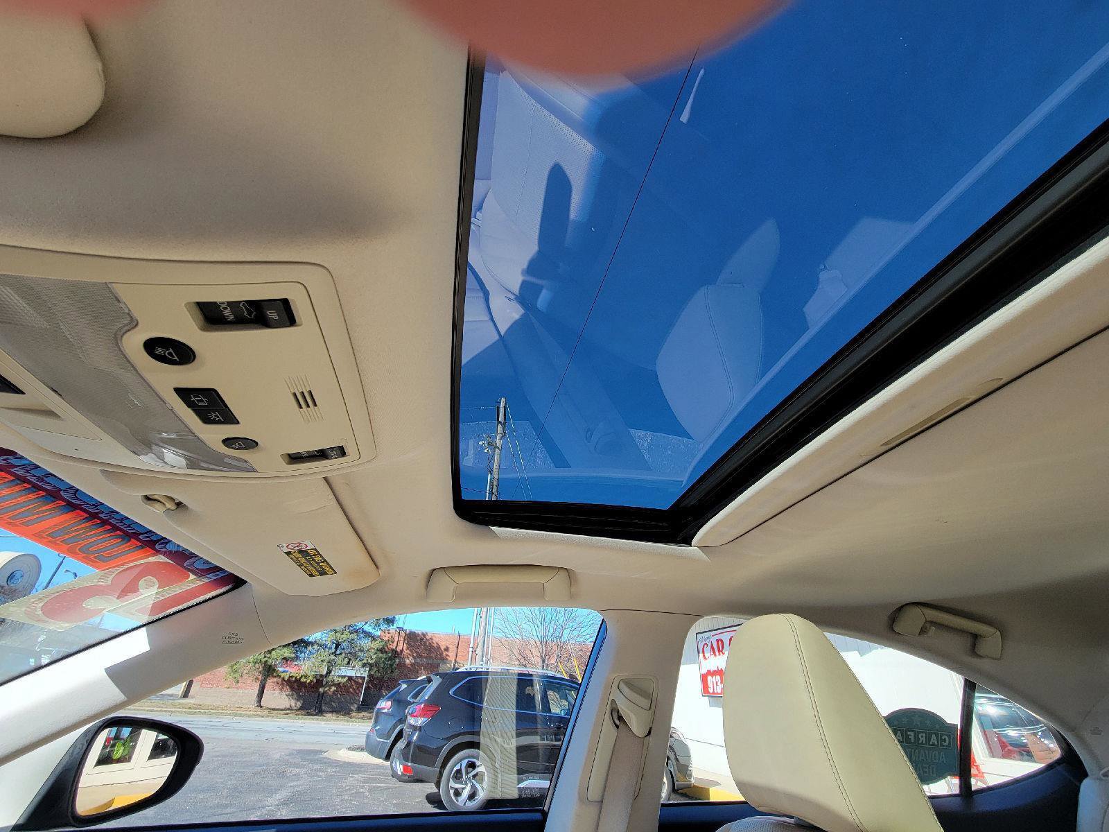 Used 2013 Lexus ES 350 w/ Luxury Pkg image 27