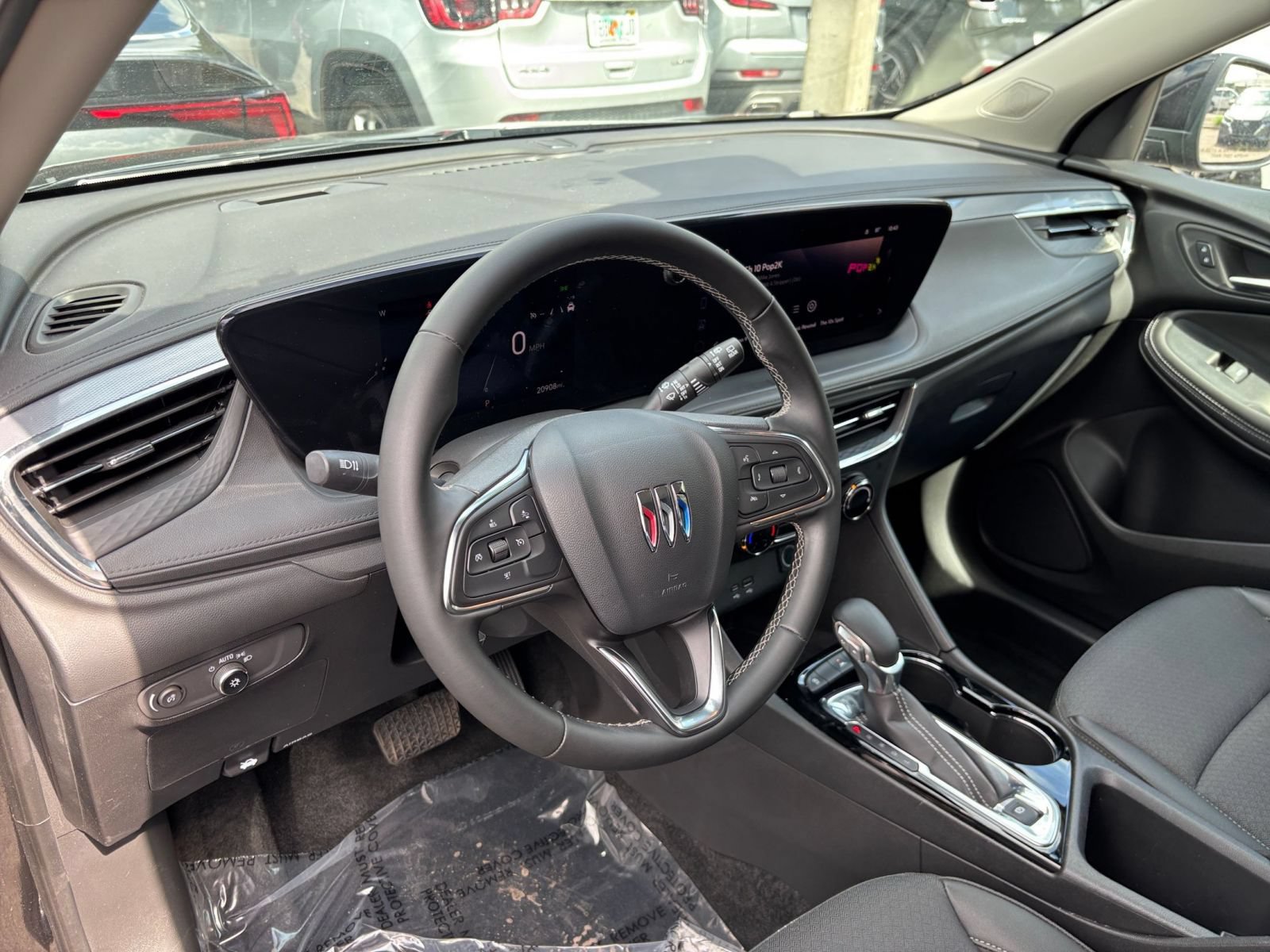 Used 2025 Buick Encore GX Preferred FWD image 33