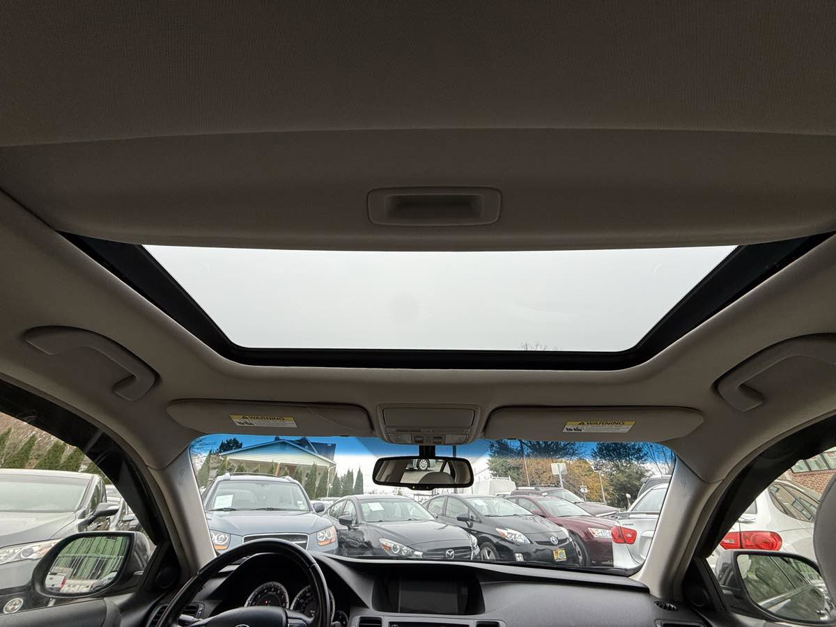 Used 2012 Acura TSX Tech Pkg image 23