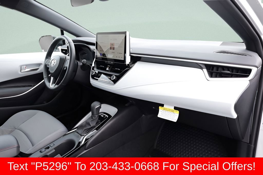 Certified 2025 Toyota Corolla SE w/ SE Premium Package FWD image 28