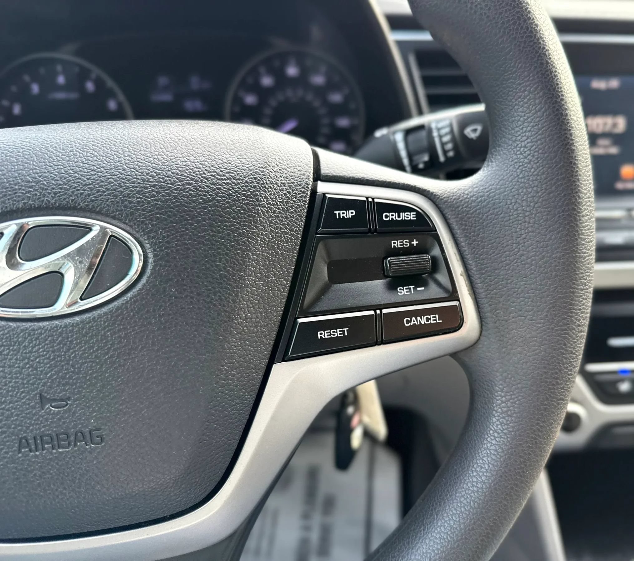 Used 2017 Hyundai Elantra SE FWD image 13