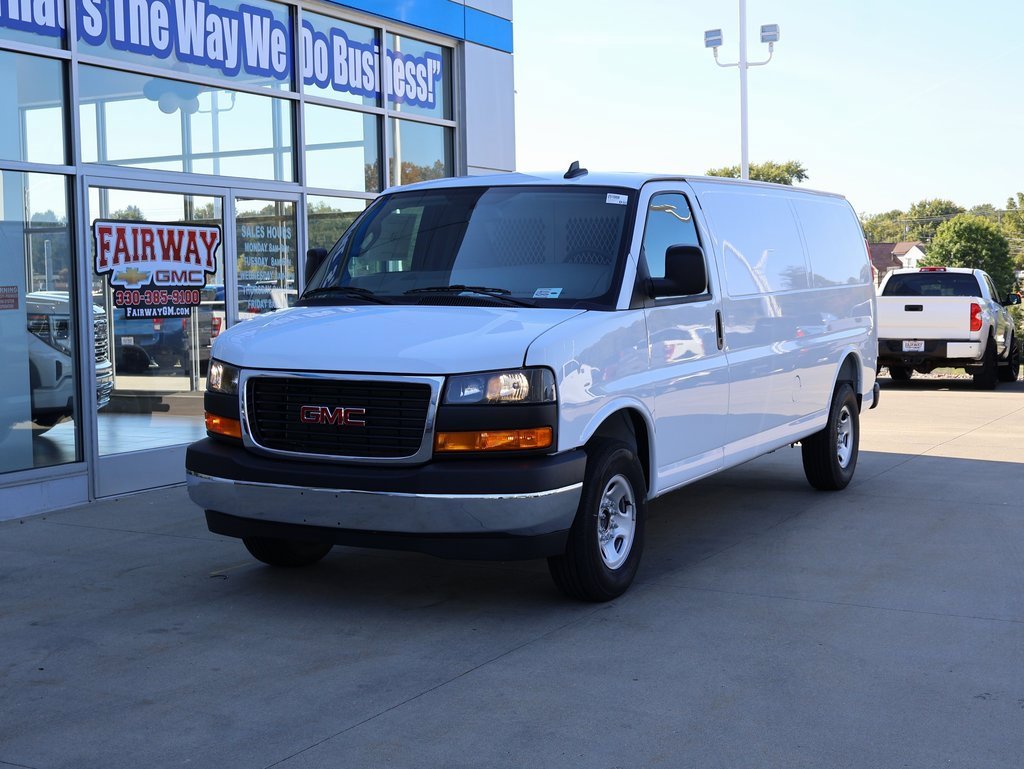 New 2025 GMC Savana 3500 Extended w/ Driver Convenience Package image 6
