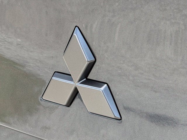 New 2026 Mitsubishi Outlander LE FWD image 14