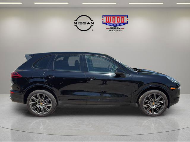 Used 2018 Porsche Cayenne AWD/4WD image 2