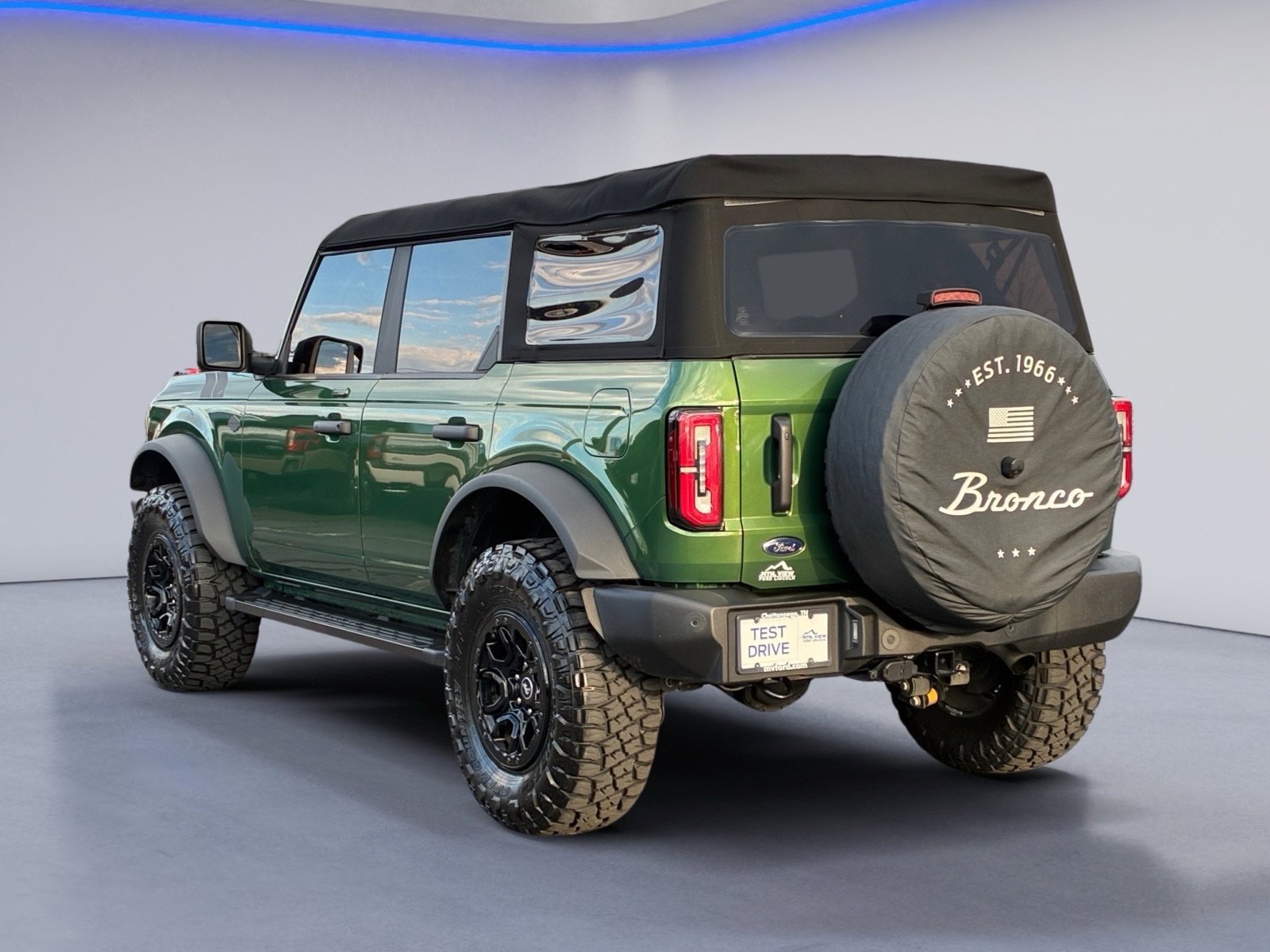 Certified 2022 Ford Bronco Wildtrak AWD/4WD image 6