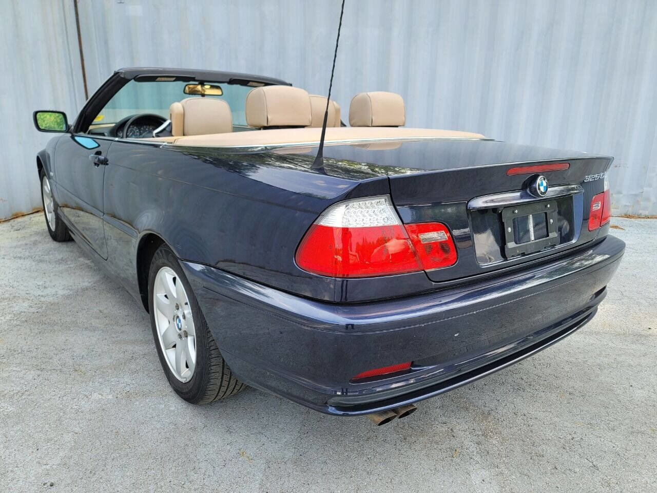 Used 2001 BMW 325Ci Convertible RWD image 13