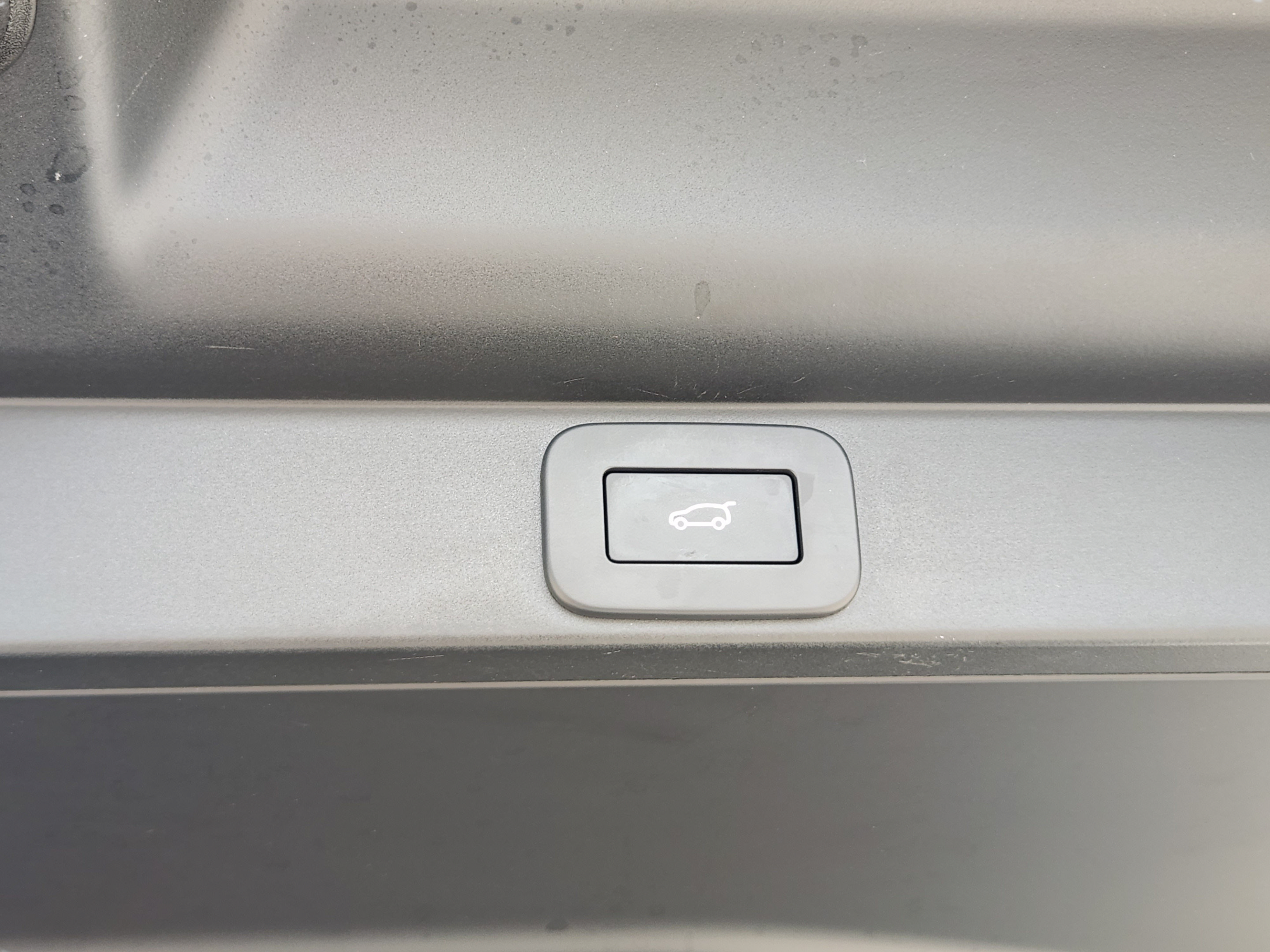 Certified 2025 Land Rover Range Rover SV AWD/4WD image 34