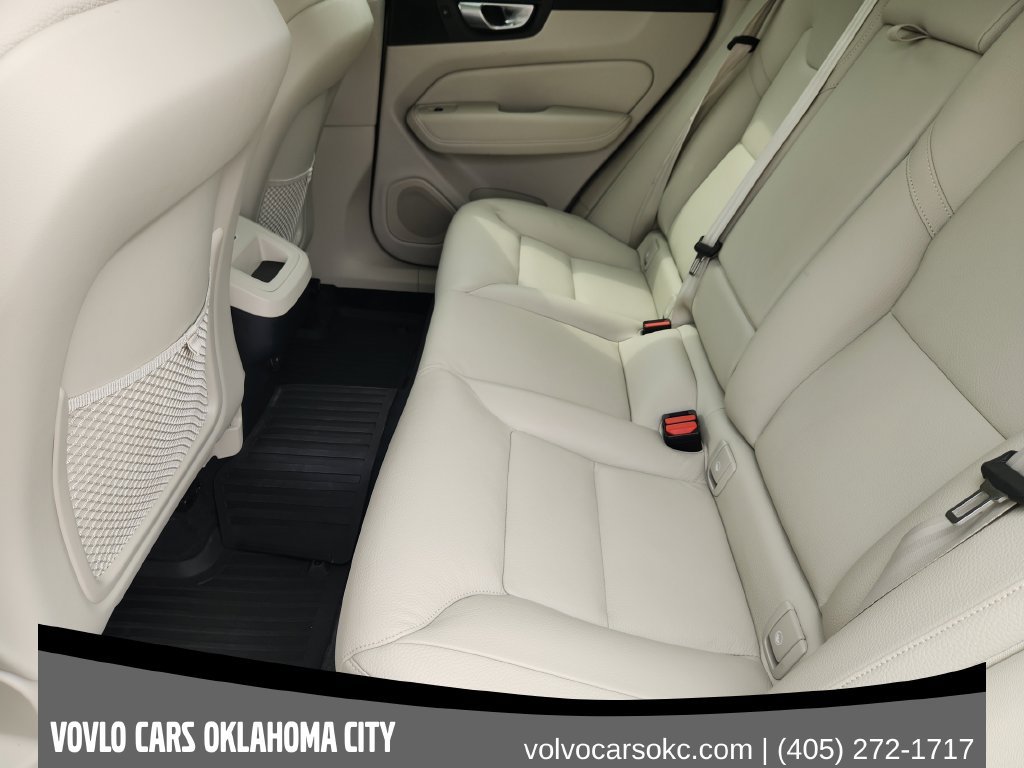 Certified 2024 Volvo XC60 B5 Core w/ Protection Package Premier AWD/4WD image 25