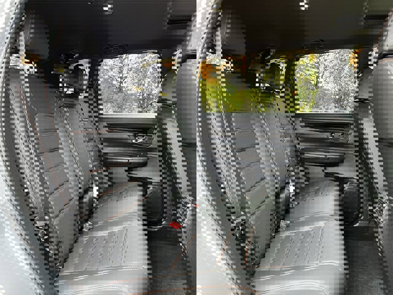 Used 2025 Honda CR-V Sport-L image 28