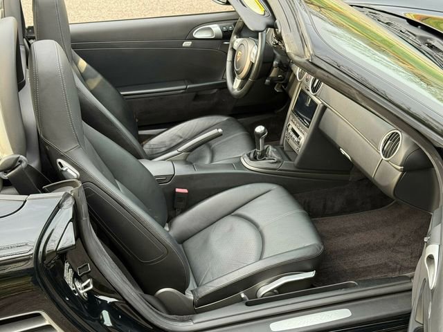 Used 2005 Porsche Boxster image 37