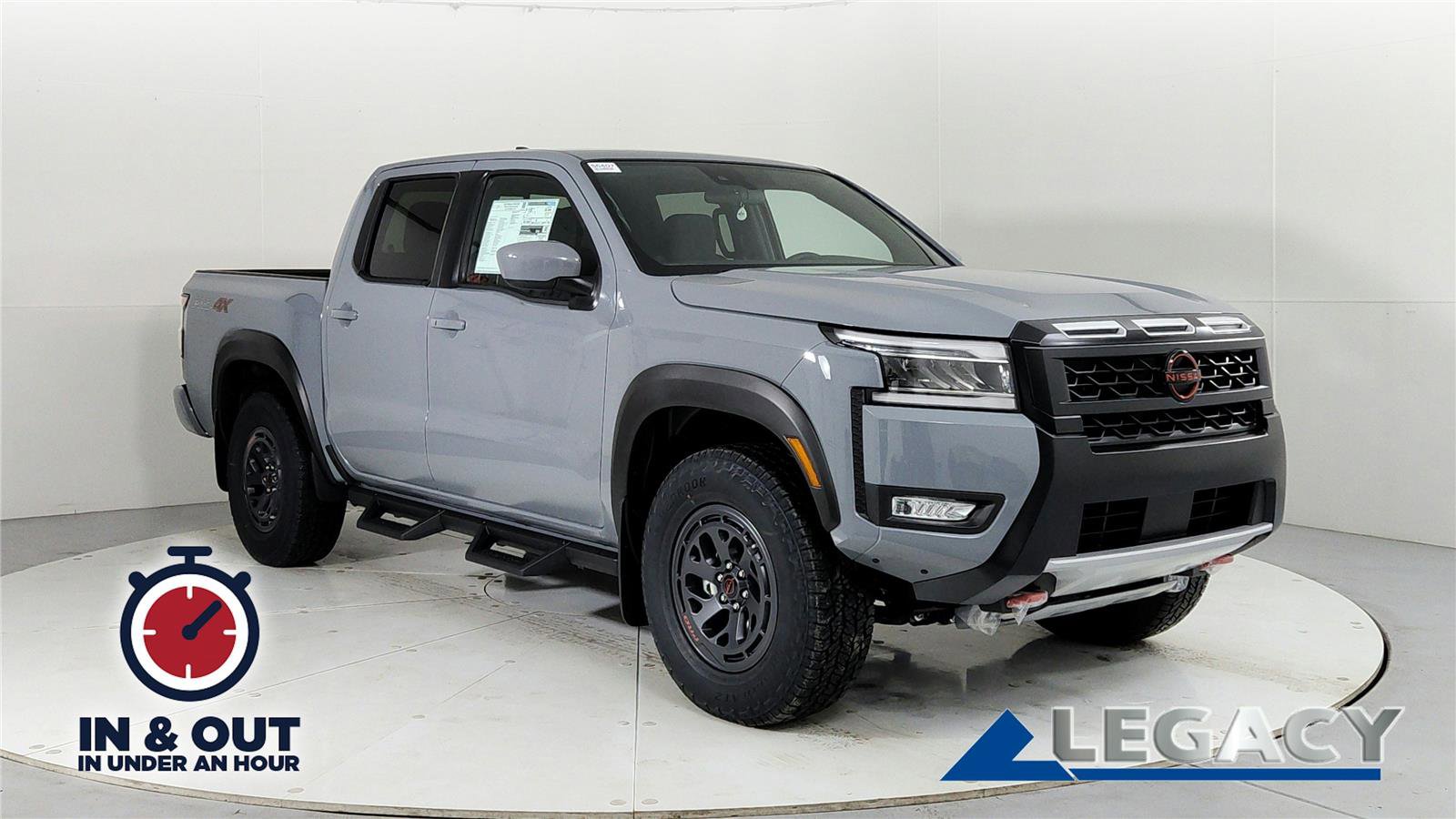 Used 2025 Nissan Frontier PRO-4X image 1