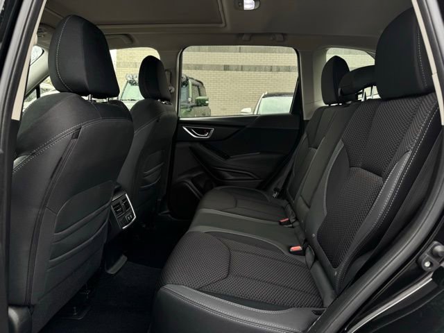 Used 2024 Subaru Forester Premium image 20