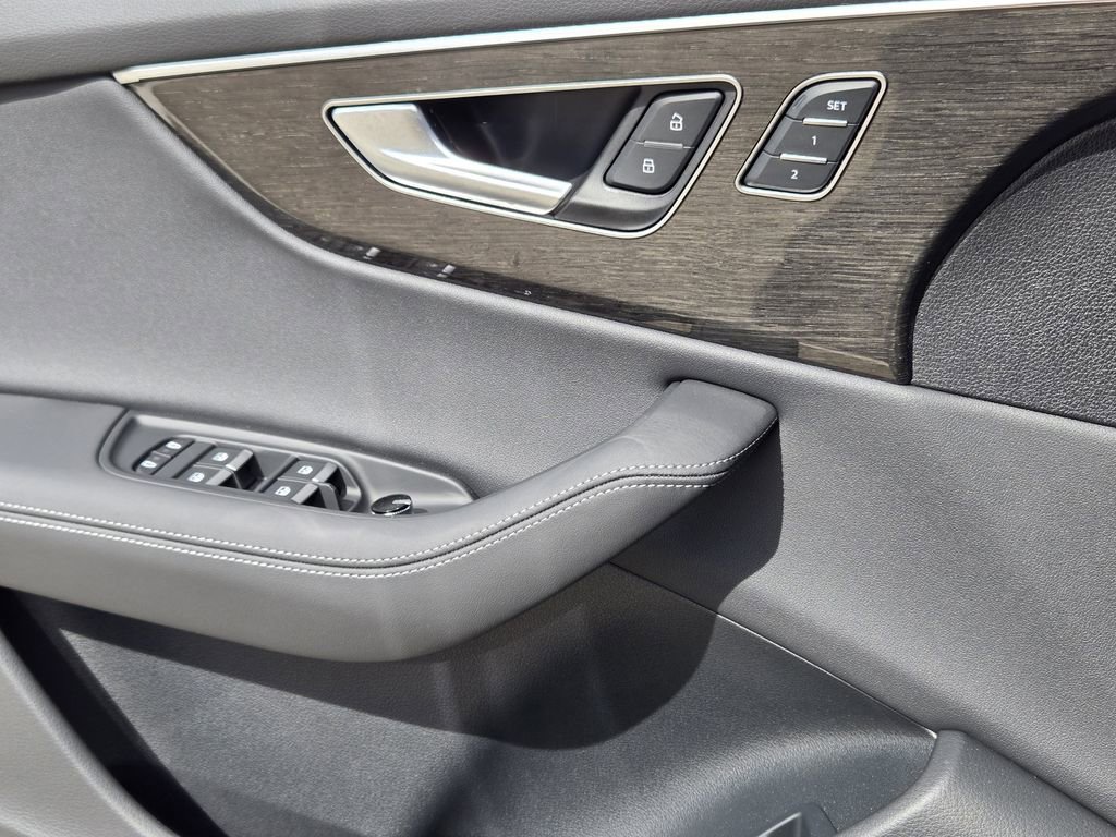 New 2026 Audi Q8 Premium Plus AWD/4WD image 28