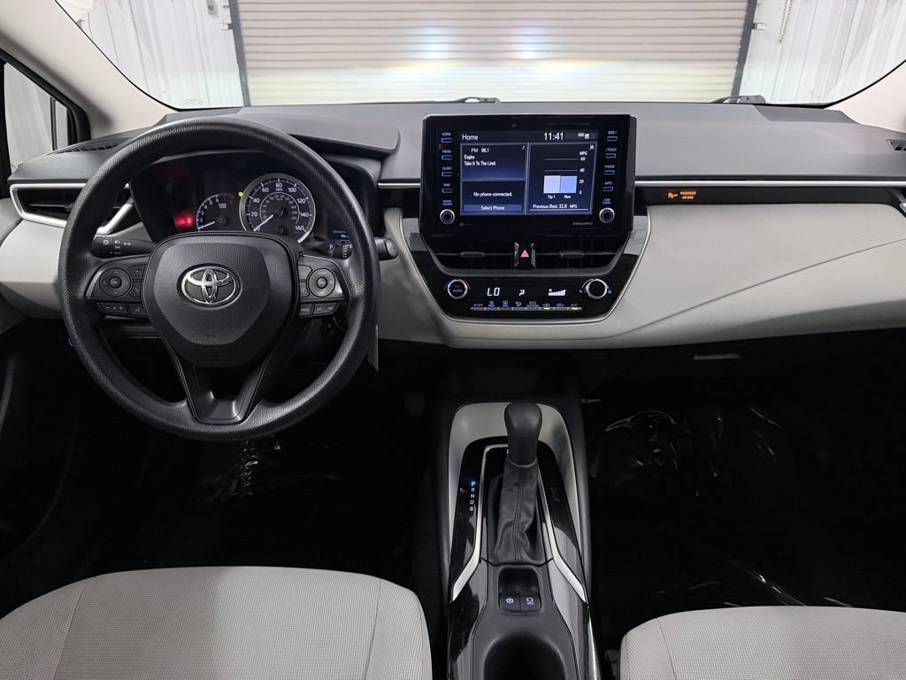 Used 2022 Toyota Corolla LE FWD image 19