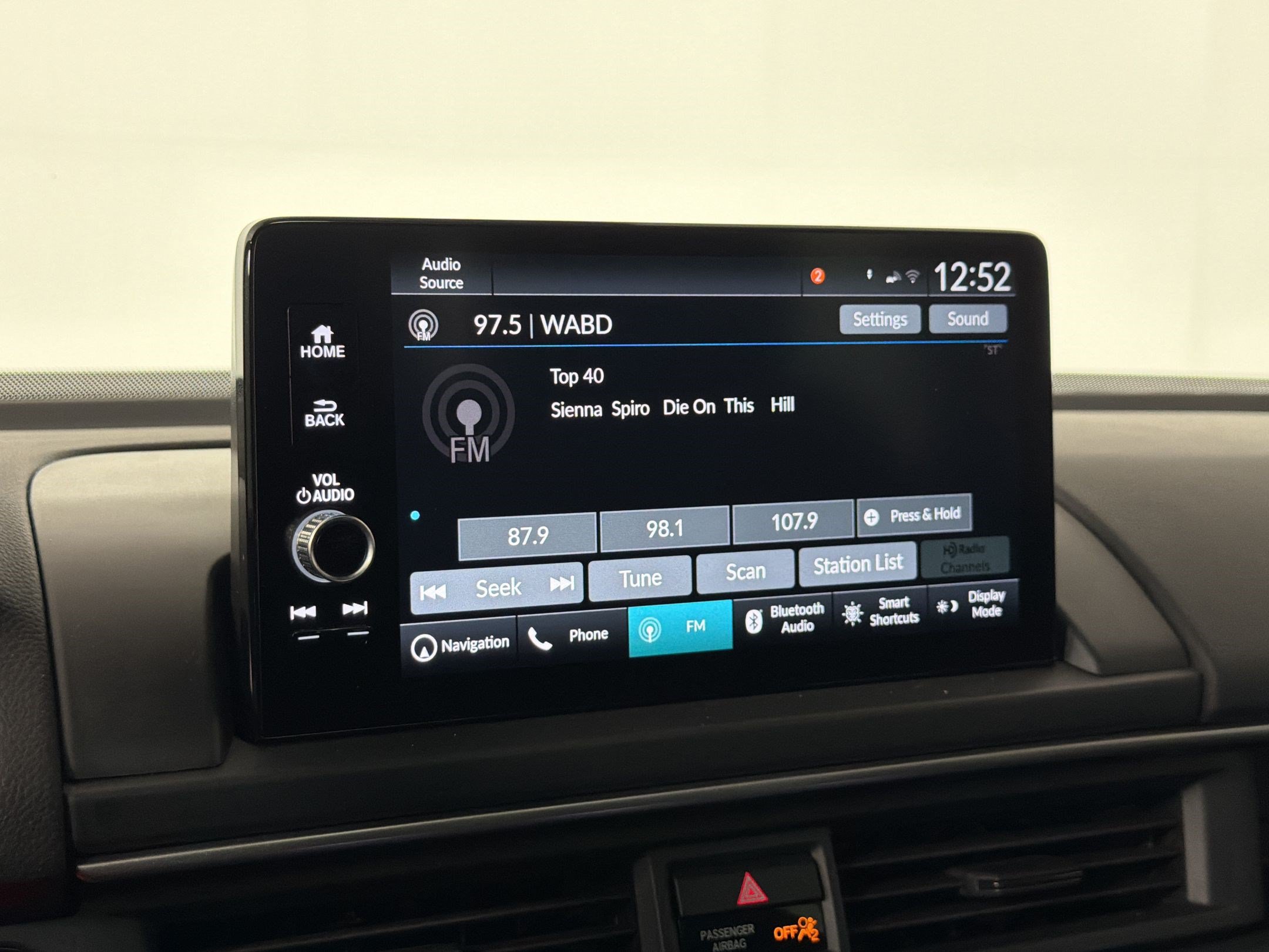 Used 2023 Honda Pilot Elite image 17