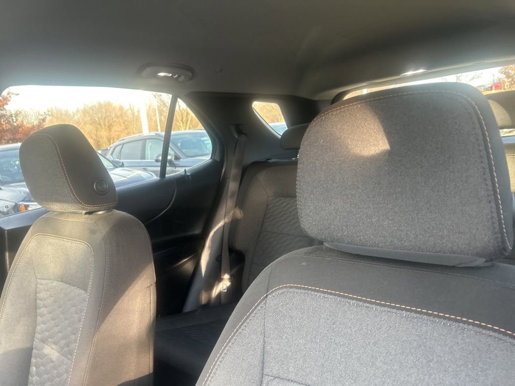 Used 2020 Chevrolet Equinox LT image 23
