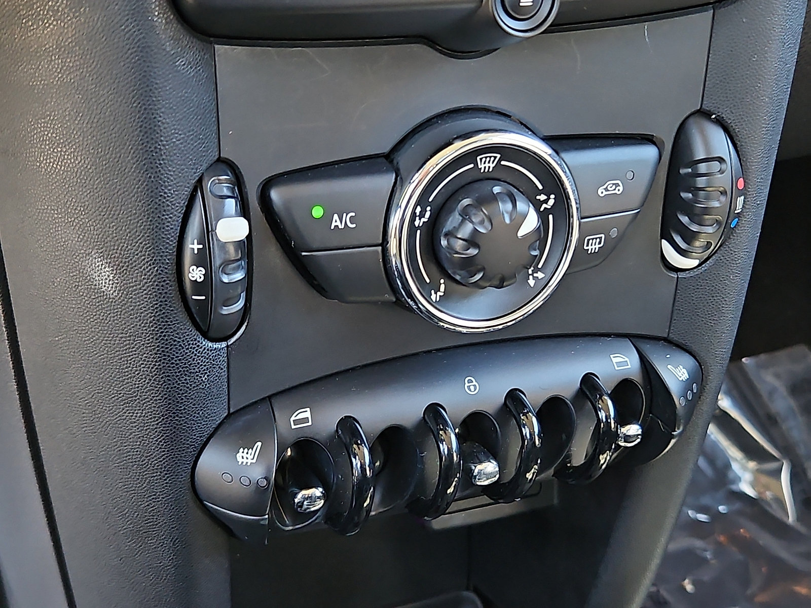 Used 2013 MINI Cooper Hardtop FWD image 15