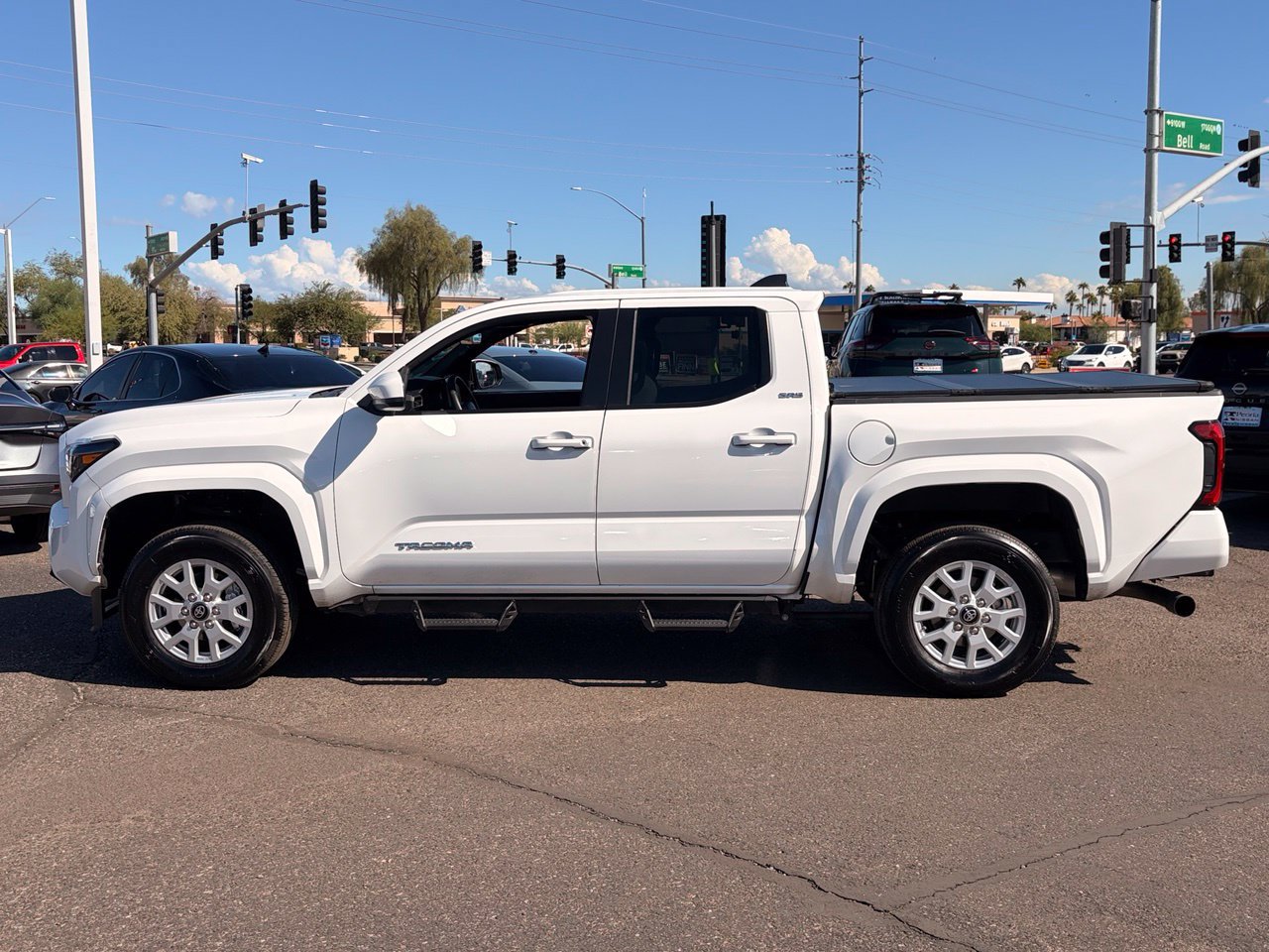 Used 2024 Toyota Tacoma SR5 AWD/4WD image 3