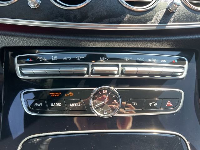Used 2017 Mercedes-Benz E 300 4MATIC image 21