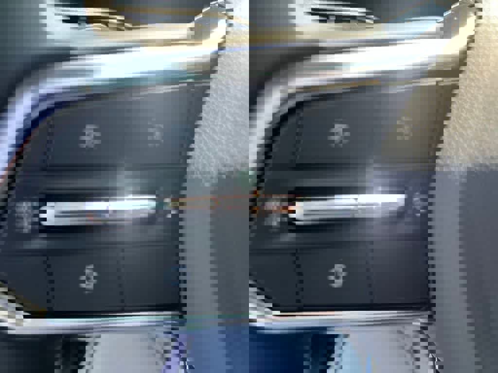 New 2026 Chevrolet Equinox LT w/ Convenience Package II image 30