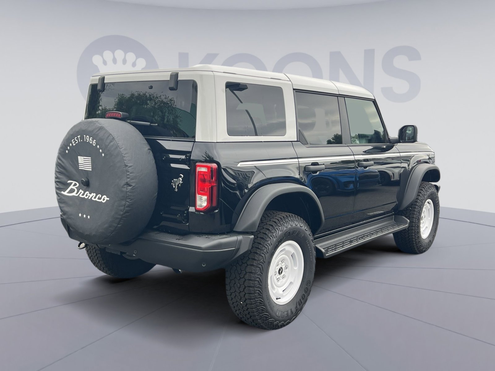 New 2025 Ford Bronco Heritage Edition AWD/4WD image 16