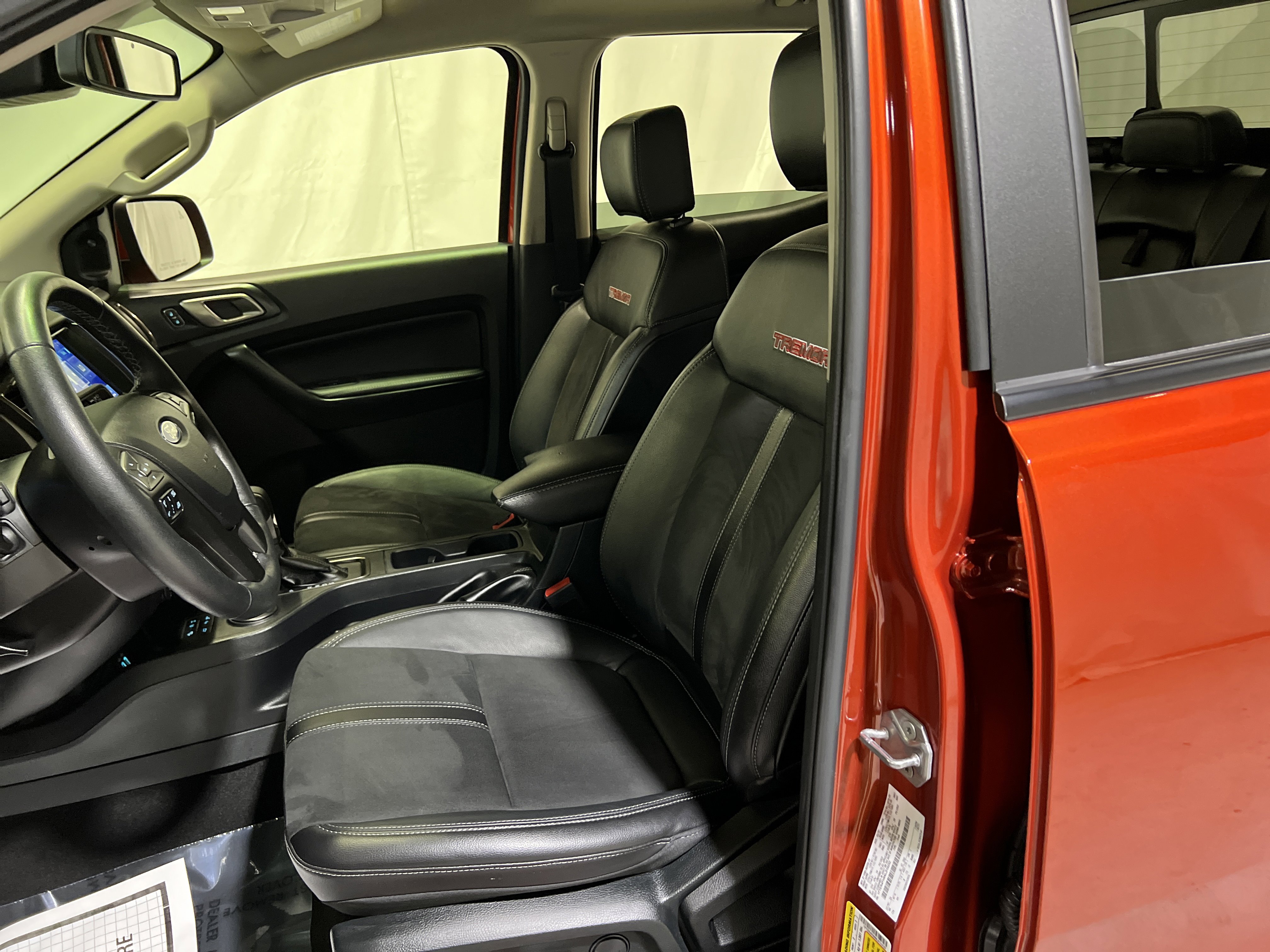 Used 2022 Ford Ranger Lariat w/ Tremor Off-Road Package image 17