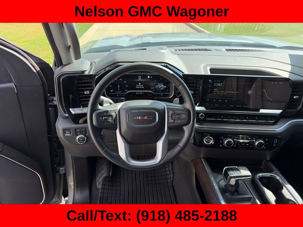 Used 2023 GMC Sierra 1500 SLT AWD/4WD image 21