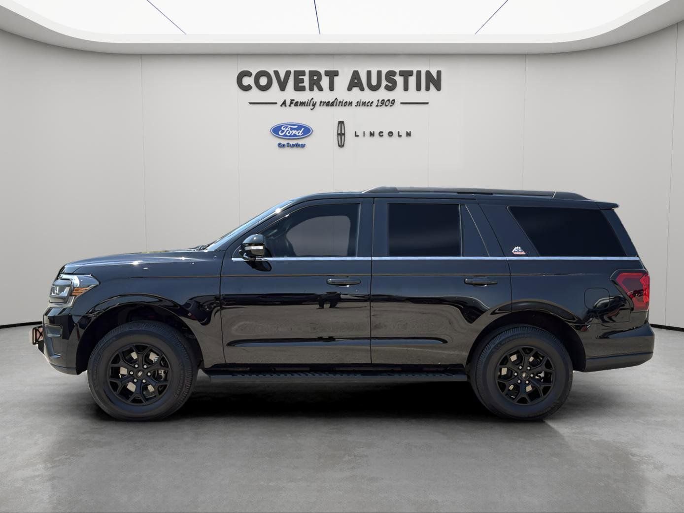 Certified 2023 Ford Expedition Timberline image 2