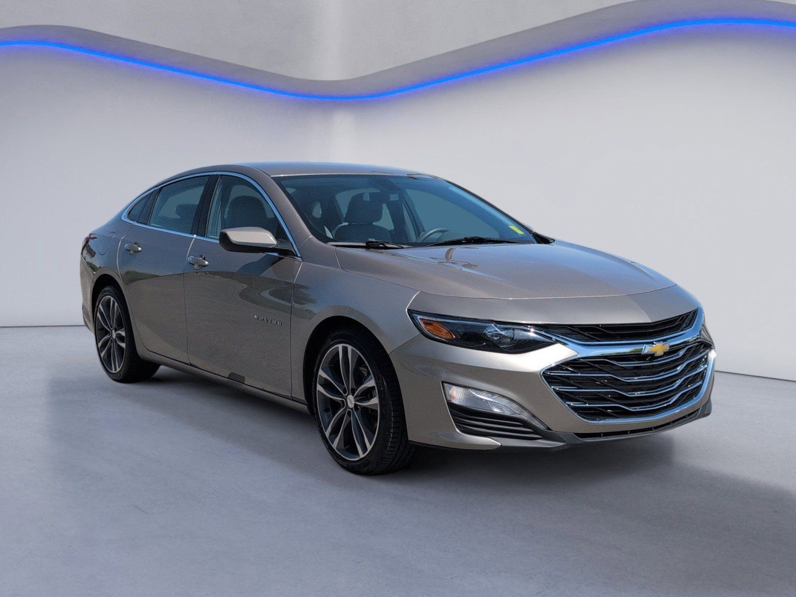 Used 2022 Chevrolet Malibu LT FWD image 9