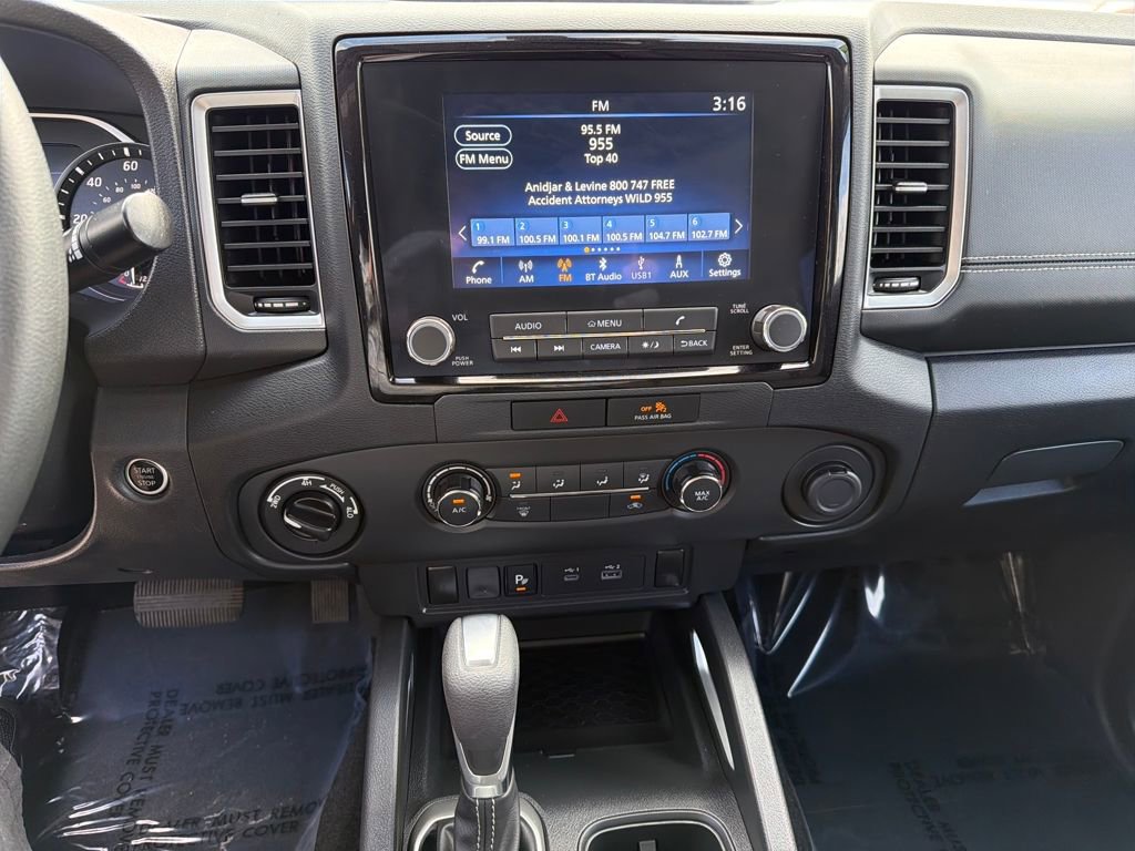 Used 2023 Nissan Frontier SV w/ Technology Package image 25