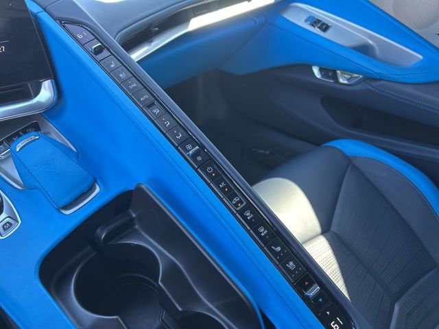 Used 2023 Chevrolet Corvette Stingray Premium Conv w/ Z51 Performance Package image 27