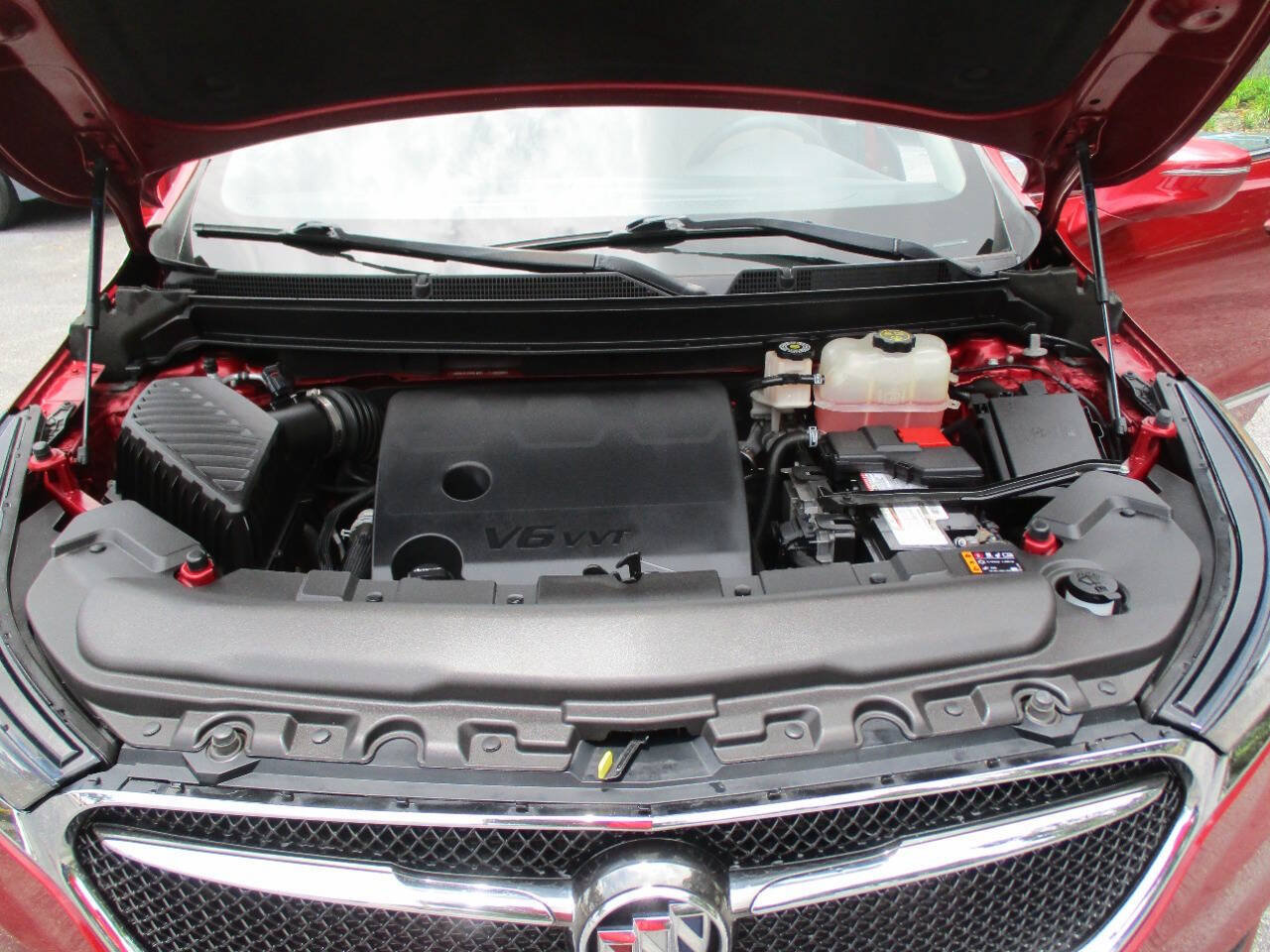 Used 2020 Buick Enclave Essence w/ LPO, Luxury Package FWD image 41