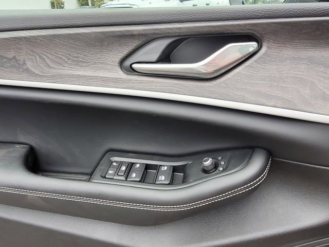 New 2026 Jeep Grand Cherokee Altitude RWD image 21