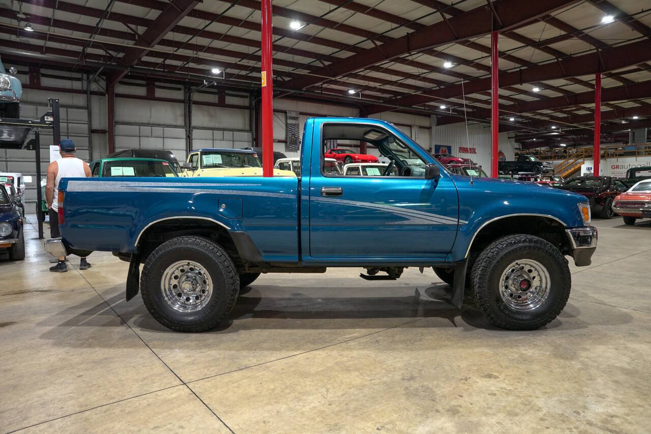 Used 1995 Toyota Pickup DX AWD/4WD image 10