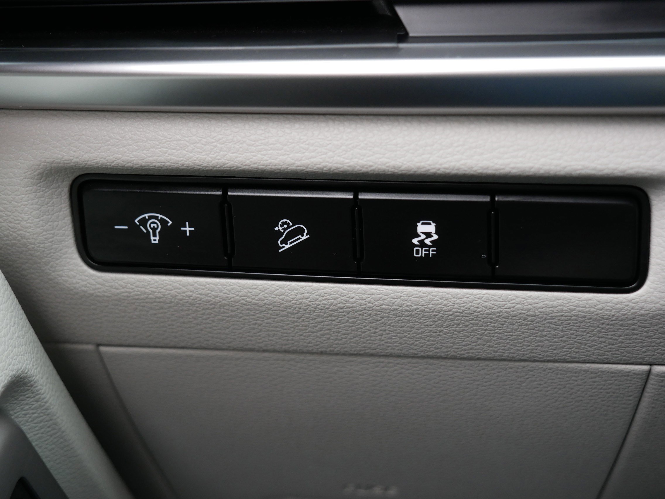 Certified 2024 Kia Telluride S image 26