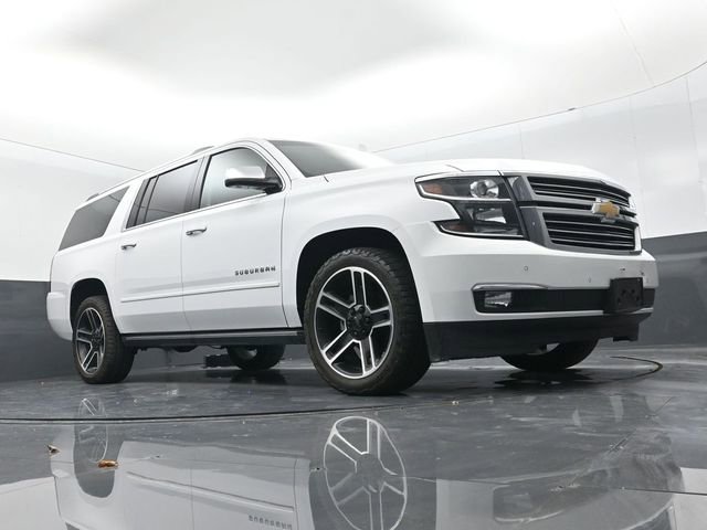 Used 2019 Chevrolet Suburban Premier image 17
