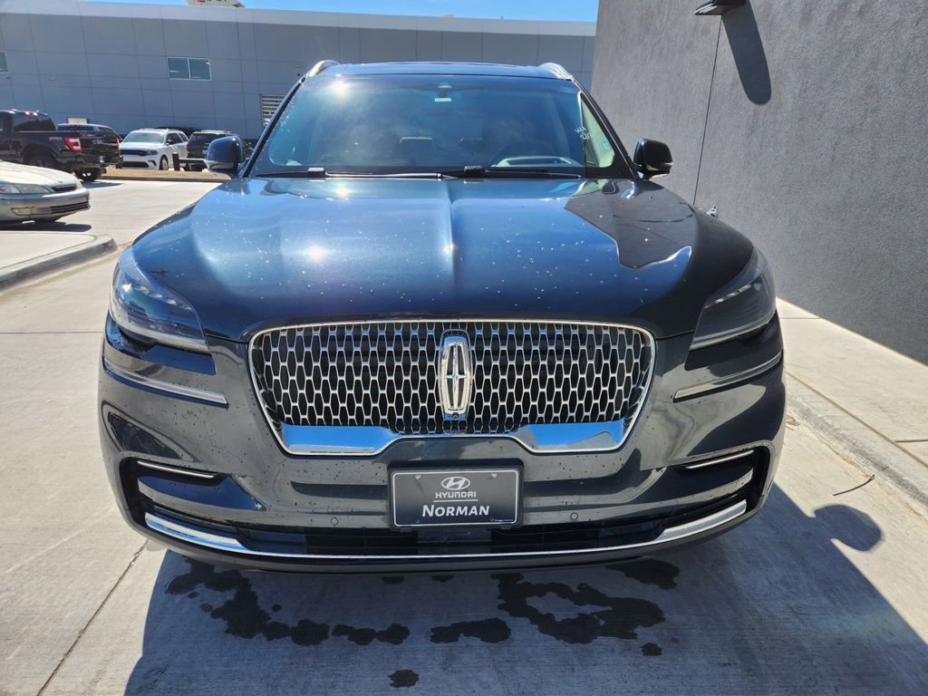 Used 2022 Lincoln Aviator Reserve w/ Equipment Group 201A image 3
