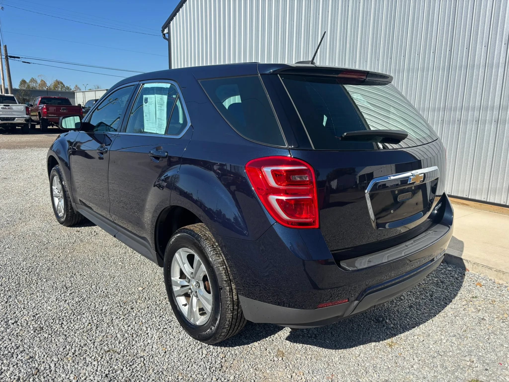 Used 2016 Chevrolet Equinox LS FWD image 3
