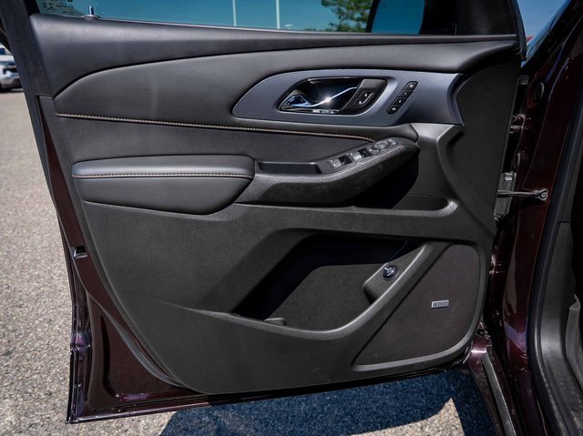Used 2021 Chevrolet Traverse Premier image 23