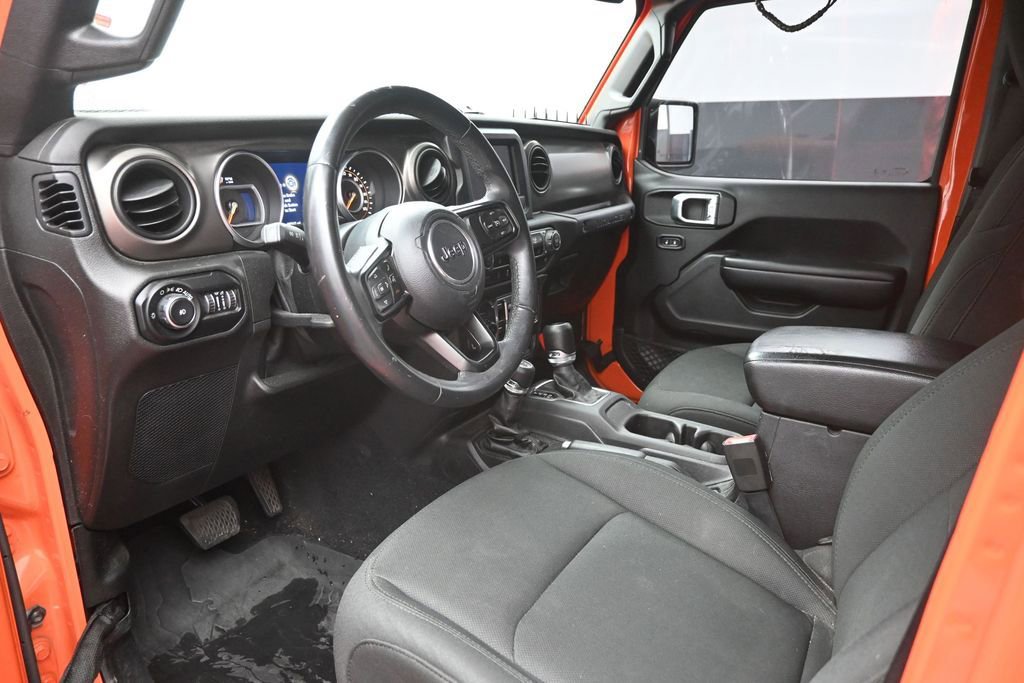 Used 2018 Jeep Wrangler Unlimited Sport S AWD/4WD image 19
