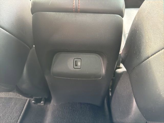 Used 2021 Nissan Sentra SR w/ SR Premium Package image 14