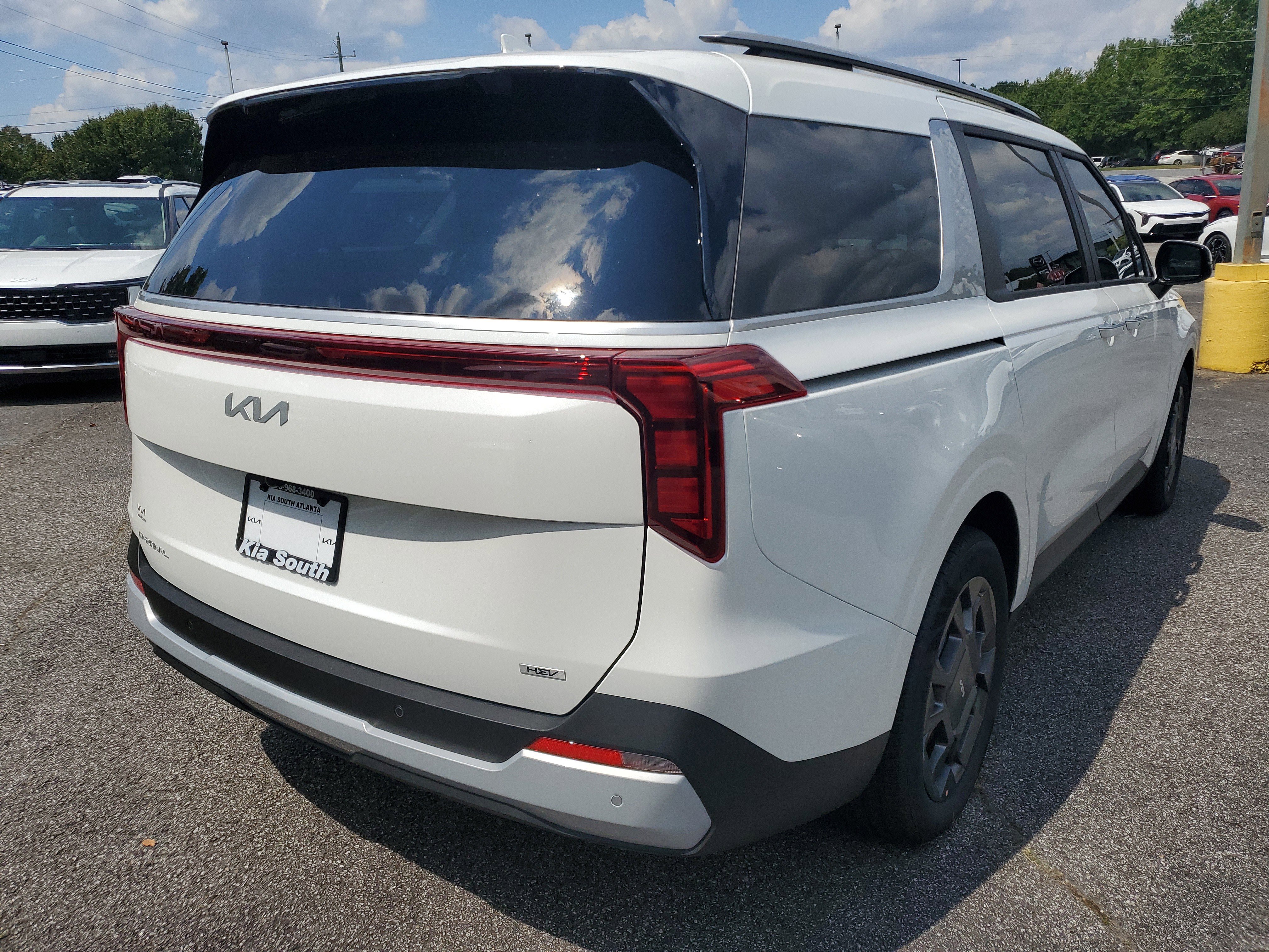 New 2026 Kia Carnival EX image 6