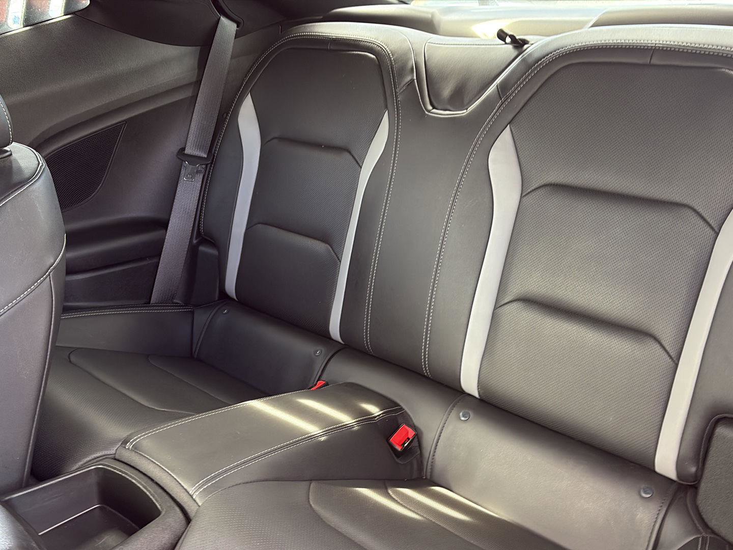 Used 2018 Chevrolet Camaro SS image 14