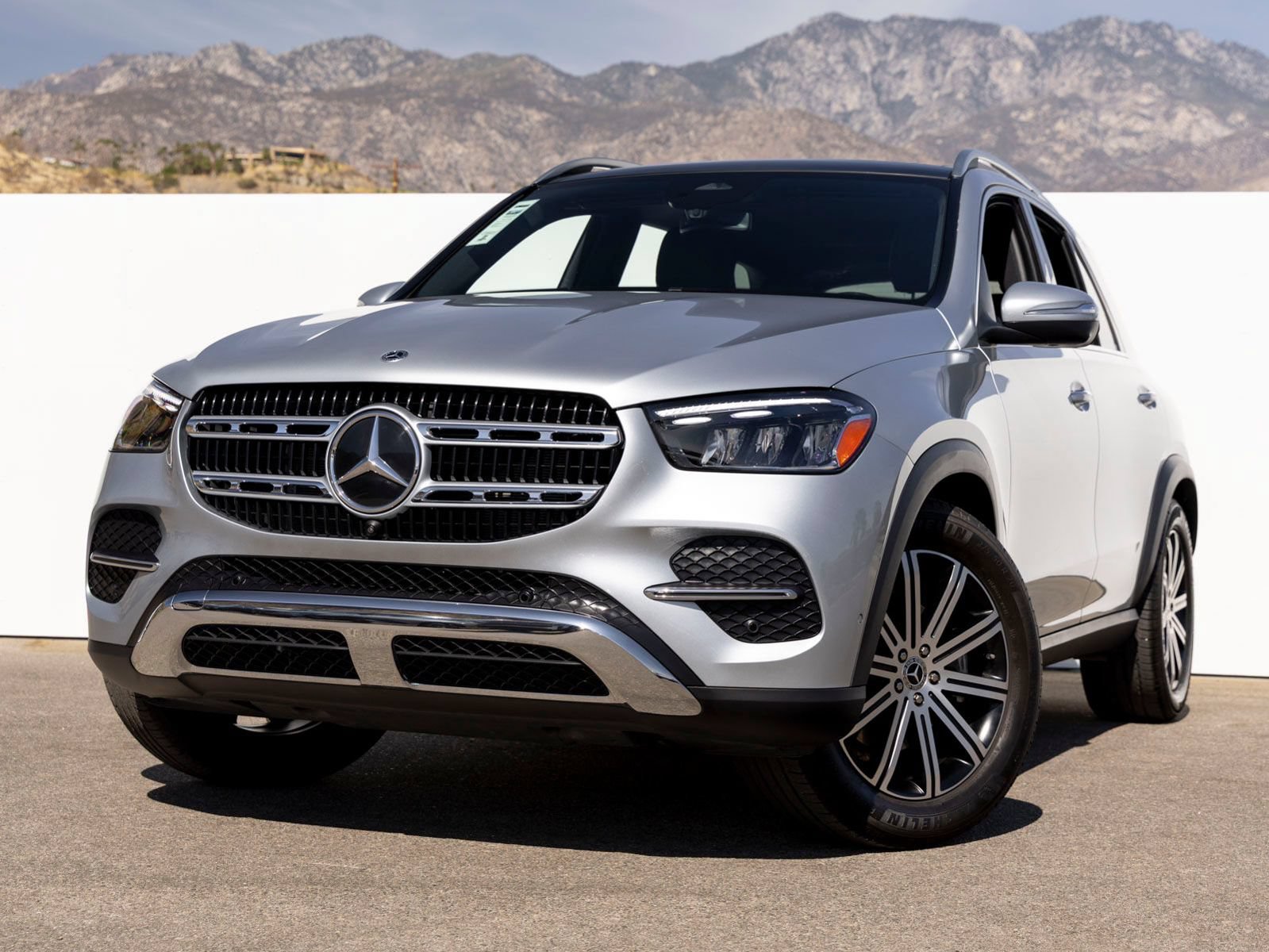 Certified 2026 Mercedes-Benz GLE 350 4MATIC image 1