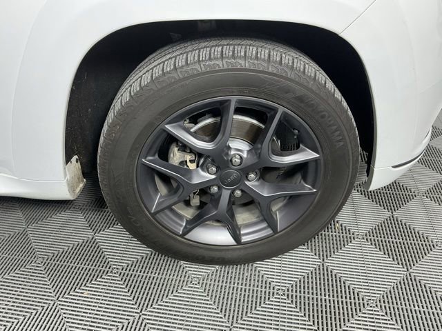 Used 2019 Jeep Grand Cherokee Limited X AWD/4WD image 15