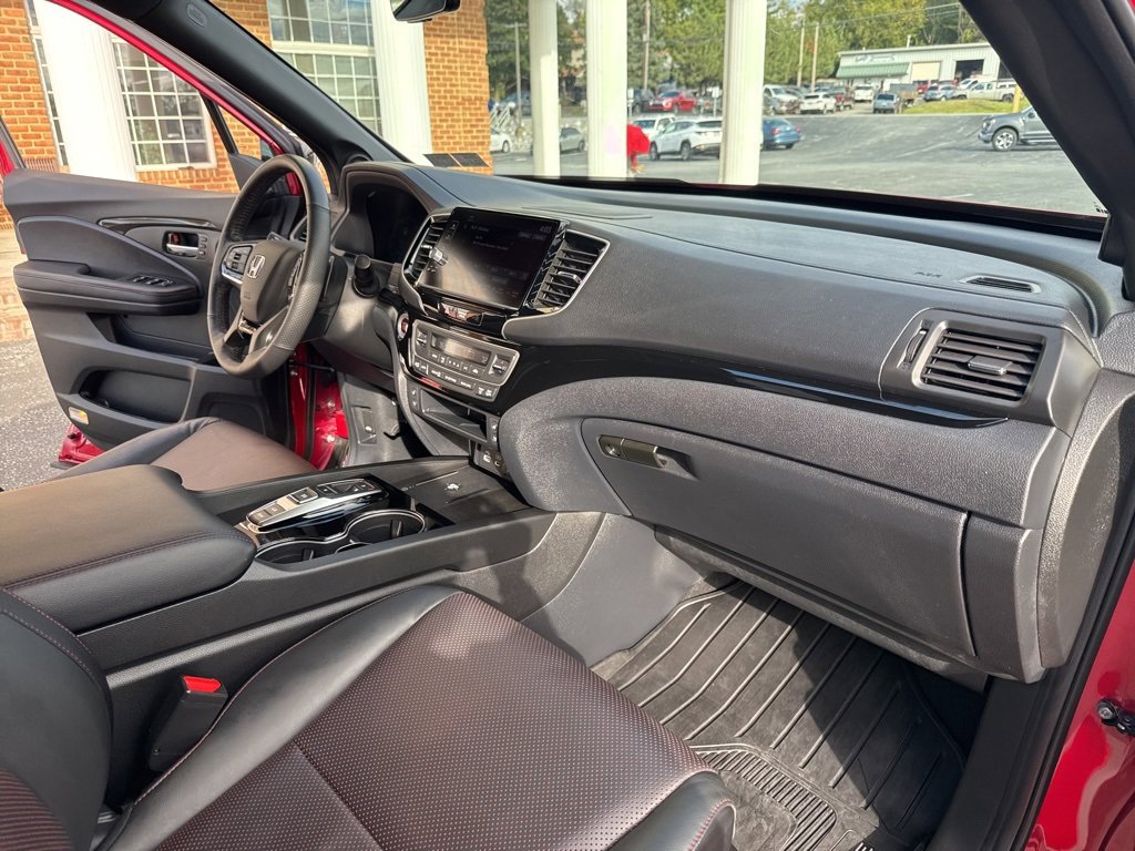 Used 2024 Honda Ridgeline Black Edition image 56