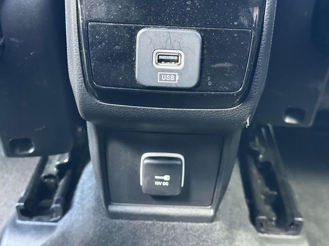 Used 2022 Jeep Compass Altitude w/ Sun and Sound Group image 18