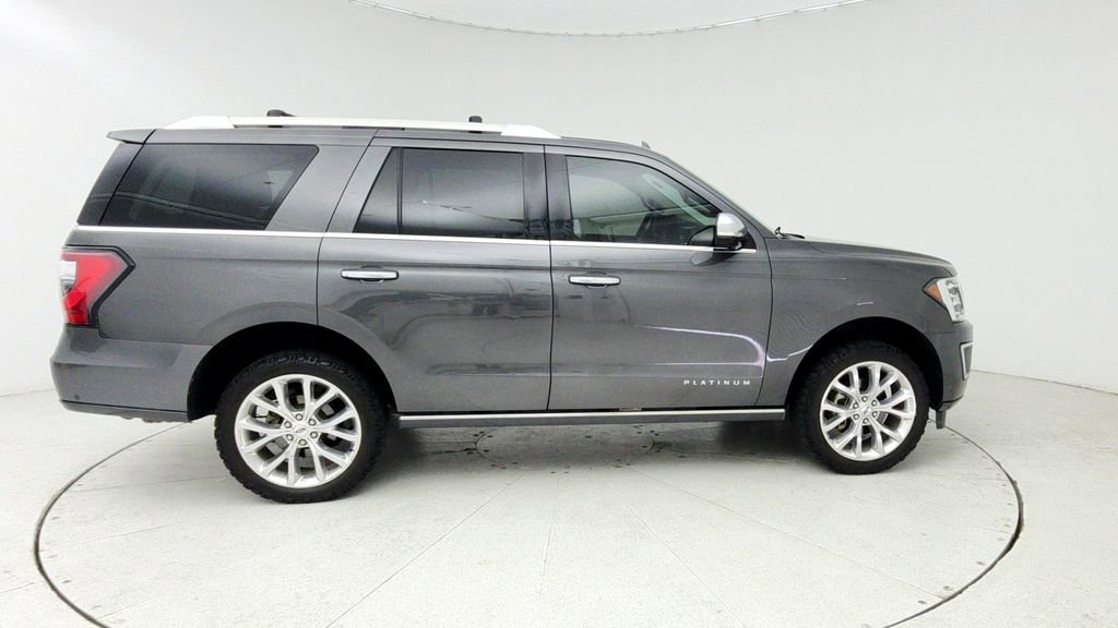 Used 2019 Ford Expedition Platinum AWD/4WD image 10